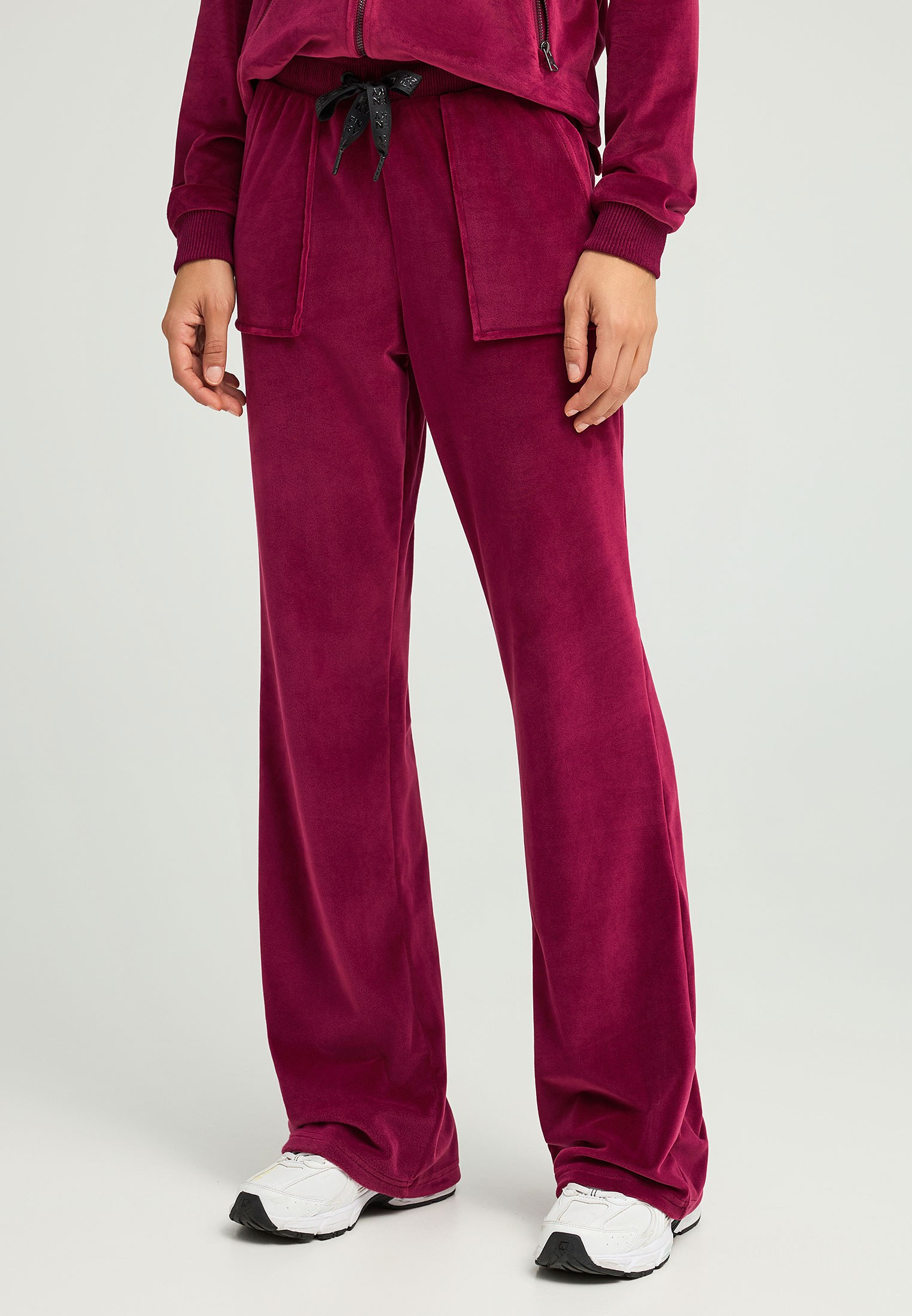 Flare fit παντελόνι φόρμας σε βελουτέ ύφασμα