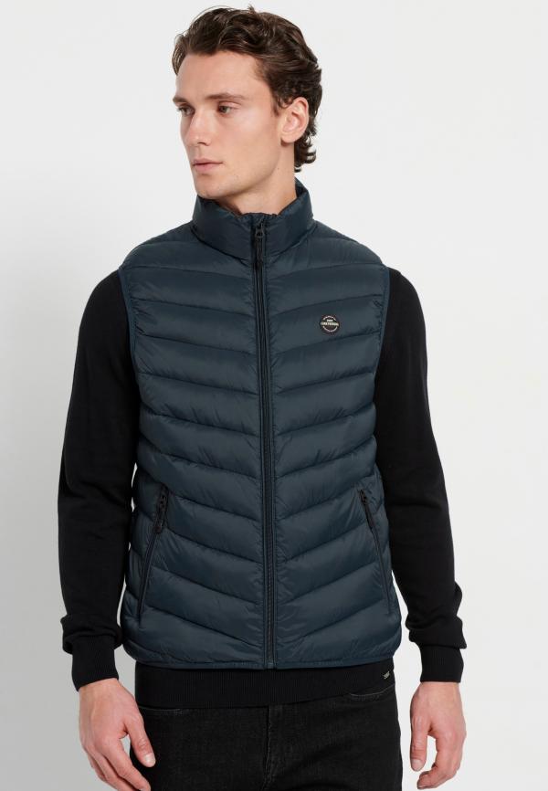 Ανδρικό αμάνικο μπουφάν