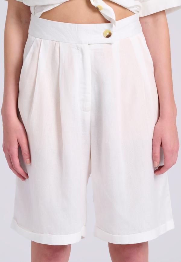 Linen blend ψηλόμεσο σορτς με διπλή πιέτα