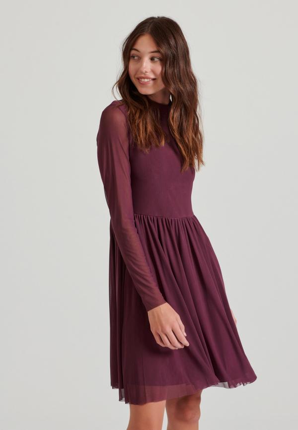 Μίνι φόρεμα με εωτερική φόδρα και τούλι