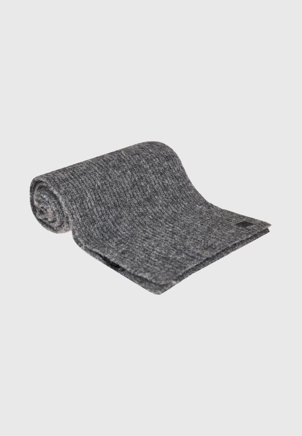 Ανδρικό κασκόλ σε μελανζέ πλέξη