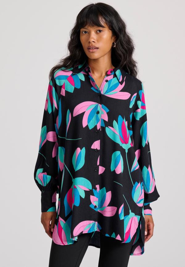 Loose fit μακρύ εμπριμέ πουκάμισο