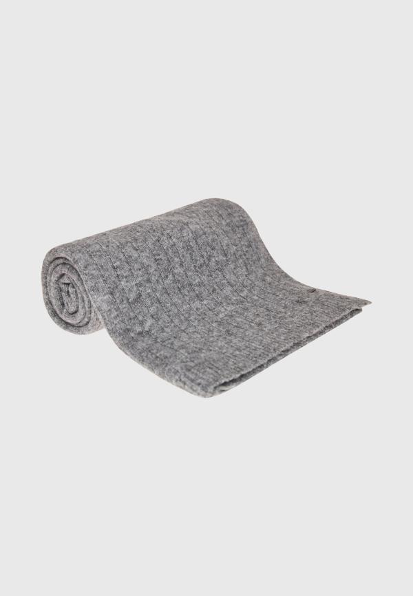 Γυναικείο κασκόλ σε μελανζέ ύφανση