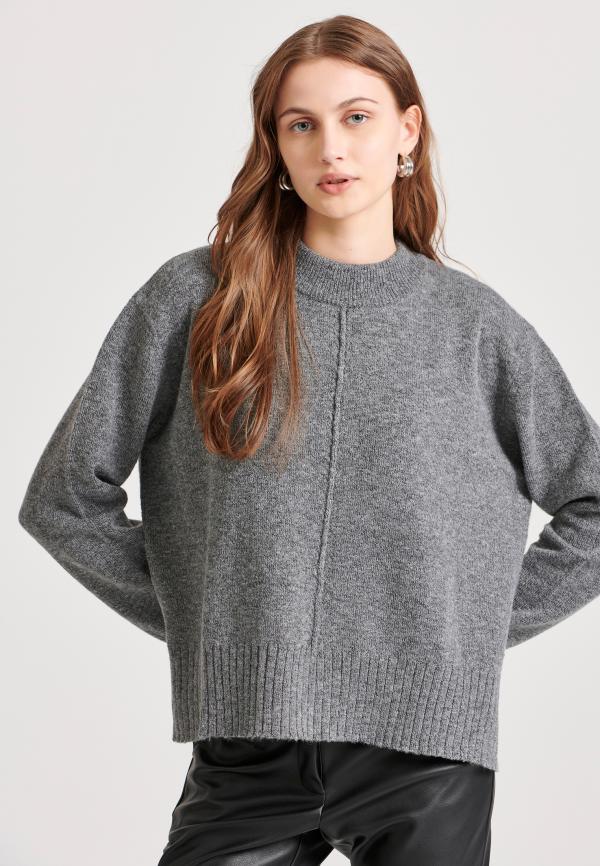 Relaxed fit πλεκτή μπλούζα με στρογγυλή λαιμόκοψη