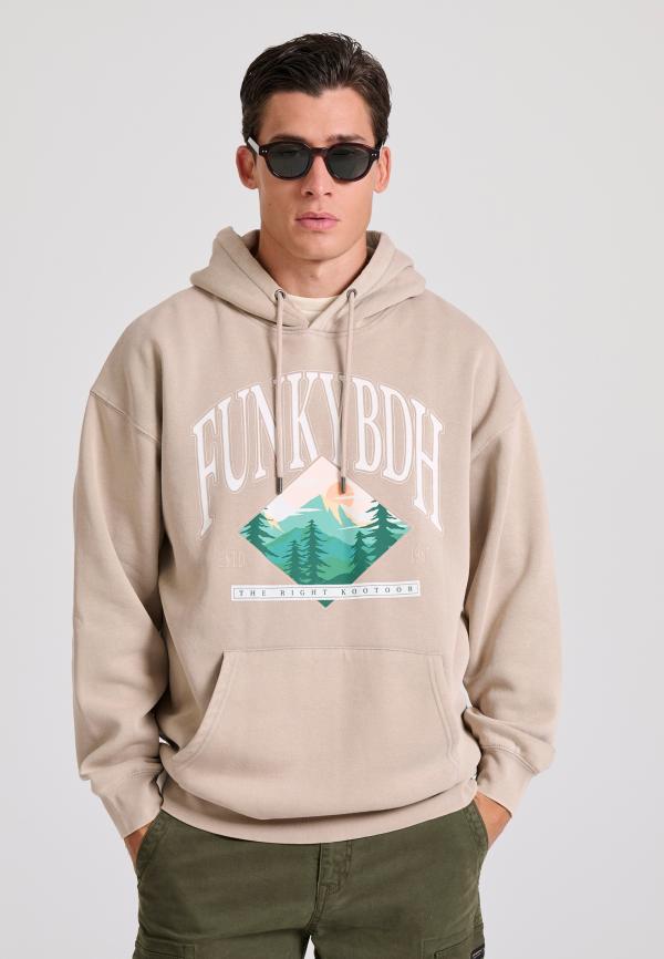 Oversized φούτερ με τύπωμα στο στήθος