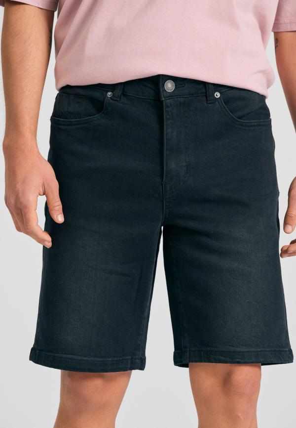 Ανδρική τζιν βερμούδα με ελαφρύ ξεθώριασμα