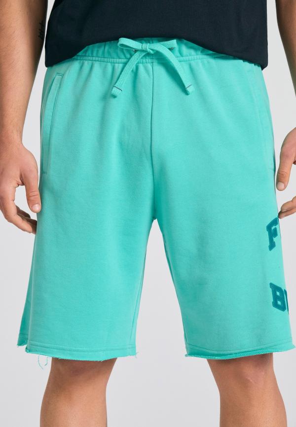 Wide leg fit αθλητική βερμούδα με branded τύπωμα