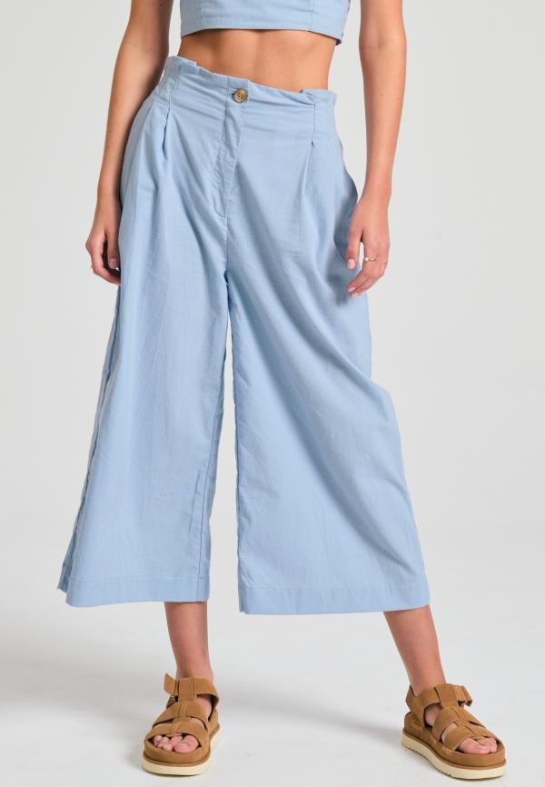 Loose fit παντελόνι με πιέτες στη μέση