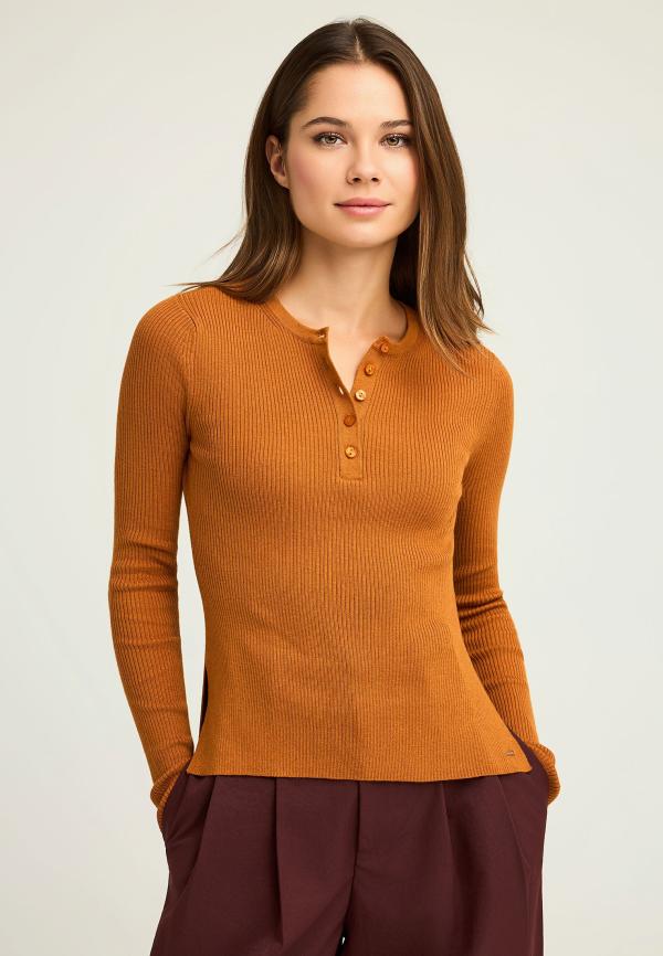 Rib πλεκτό με henley λαιμόκοψη