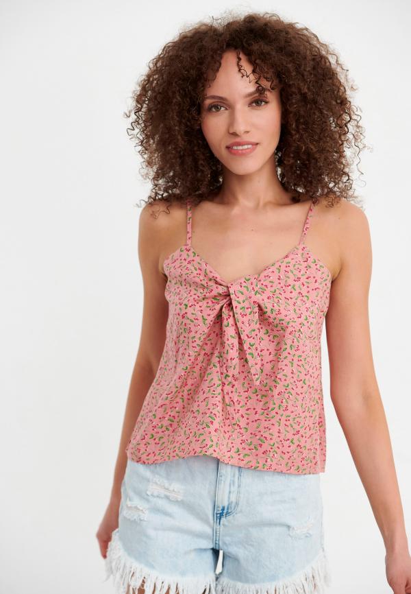 Εμπριμέ τοπ με φλοράλ τύπωμα