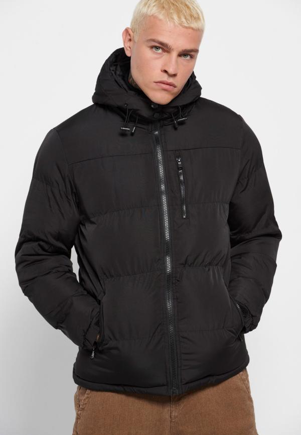 Ανδρικό puffer jacket με κουκούλα