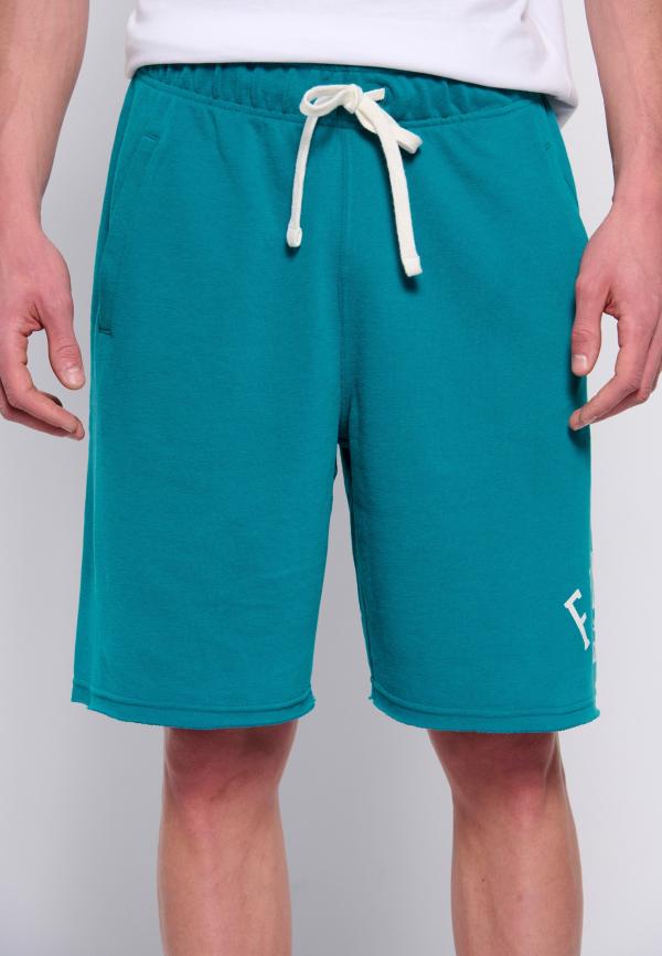 Αθλητική βερμούδα με branded τύπωμα & raw edges