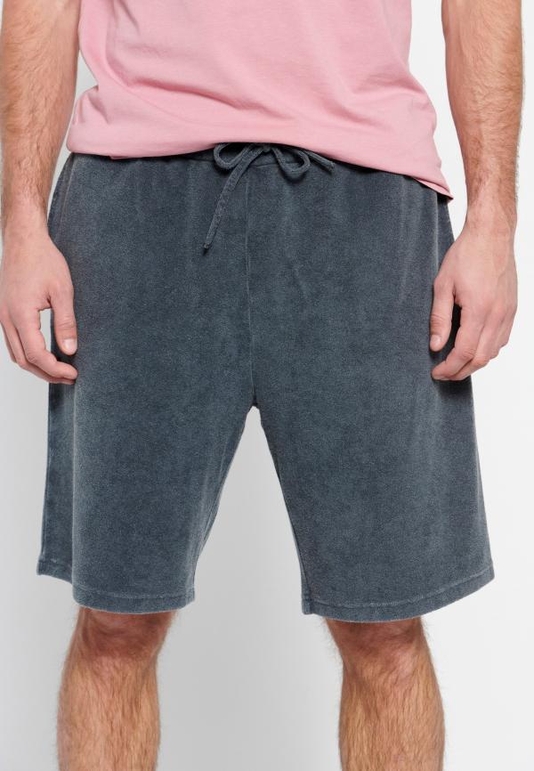 Αθλητική βερμούδα σε πετσετέ ύφασμα