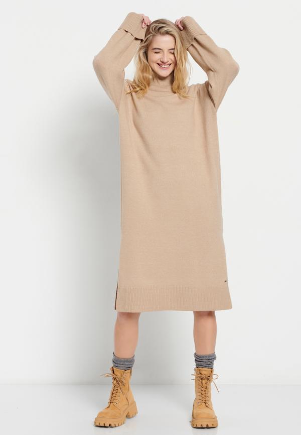 Μίντι πλεκτό φόρεμα με πλαϊνά σκισίματα