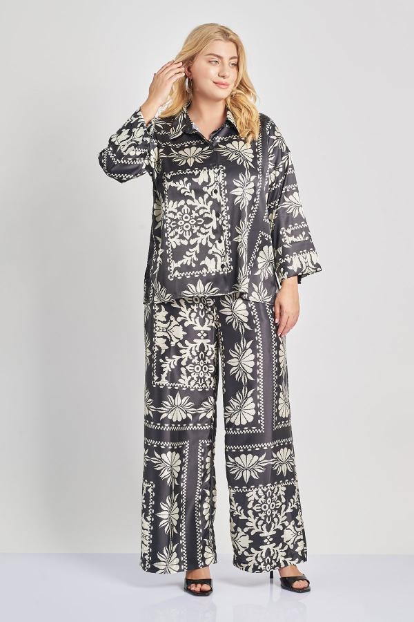 Παντελόνα σατινέ εμπριμέ σχέδιο μαντήλι