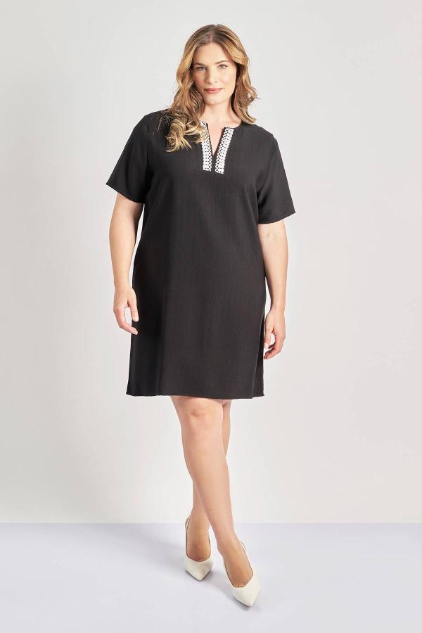 Φόρεμα με κροσέ στο V όψη λινό