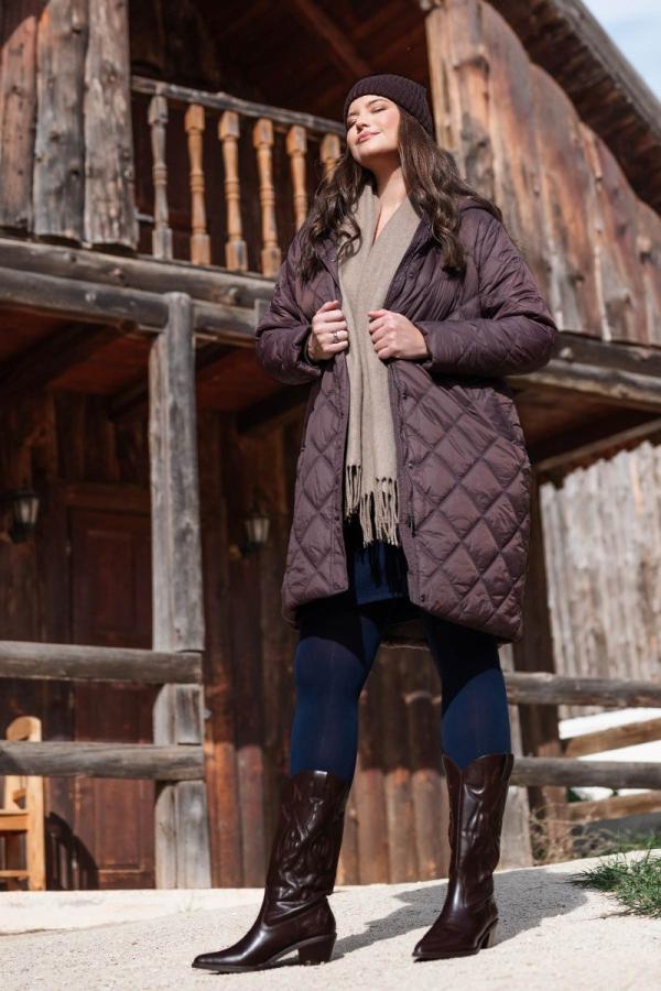 Μπουφάν μακρύ καπιτονέ με αποσπώμενη κουκούλα